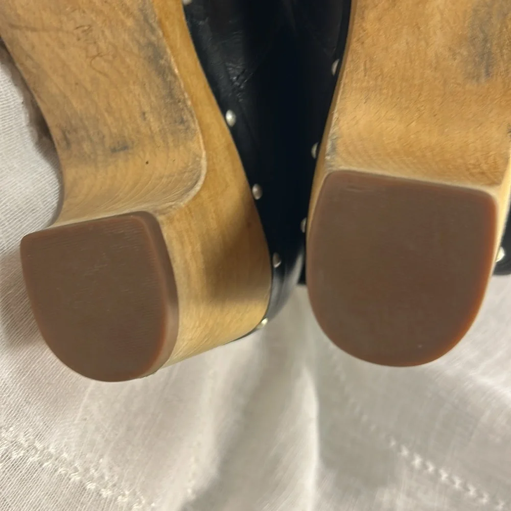 UGG leather and wooden clog ankle boot